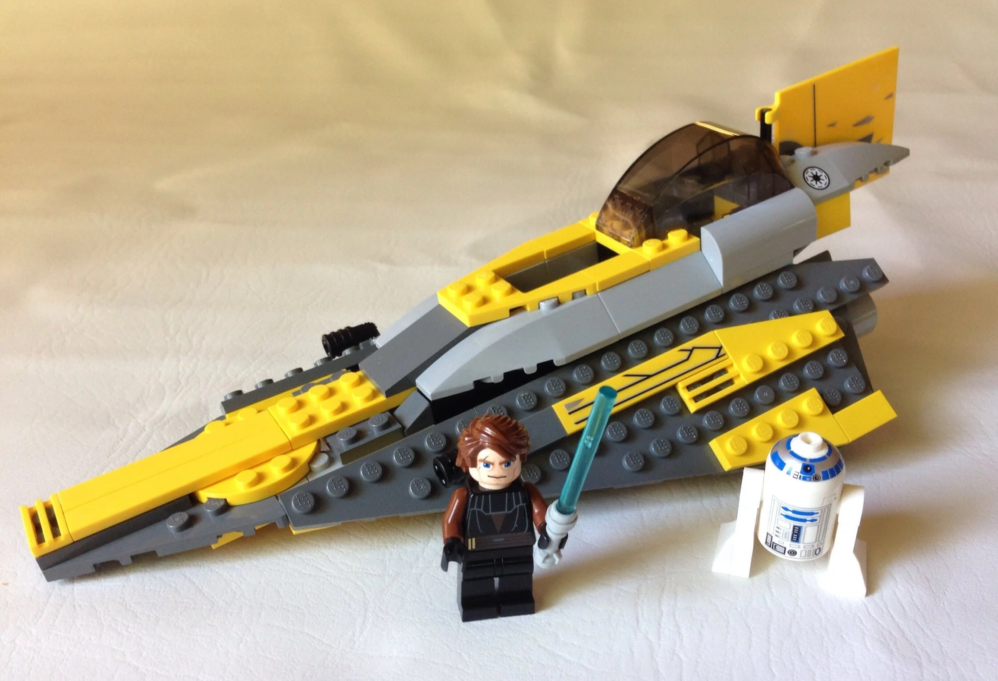 Anakin's Jedi Starfighter - Image 4