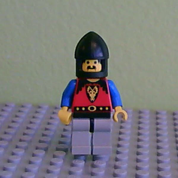Dragon Knights - Knight 1, Light Gray Legs with Black Hips, Black Chin-Guard