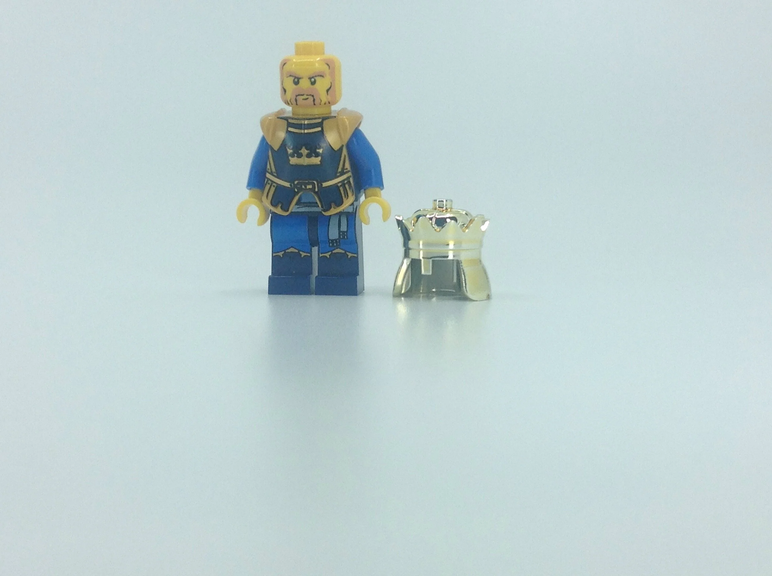 Fantasy Era - Crown King, No Cape, Printed Legs (7097) - Image 2