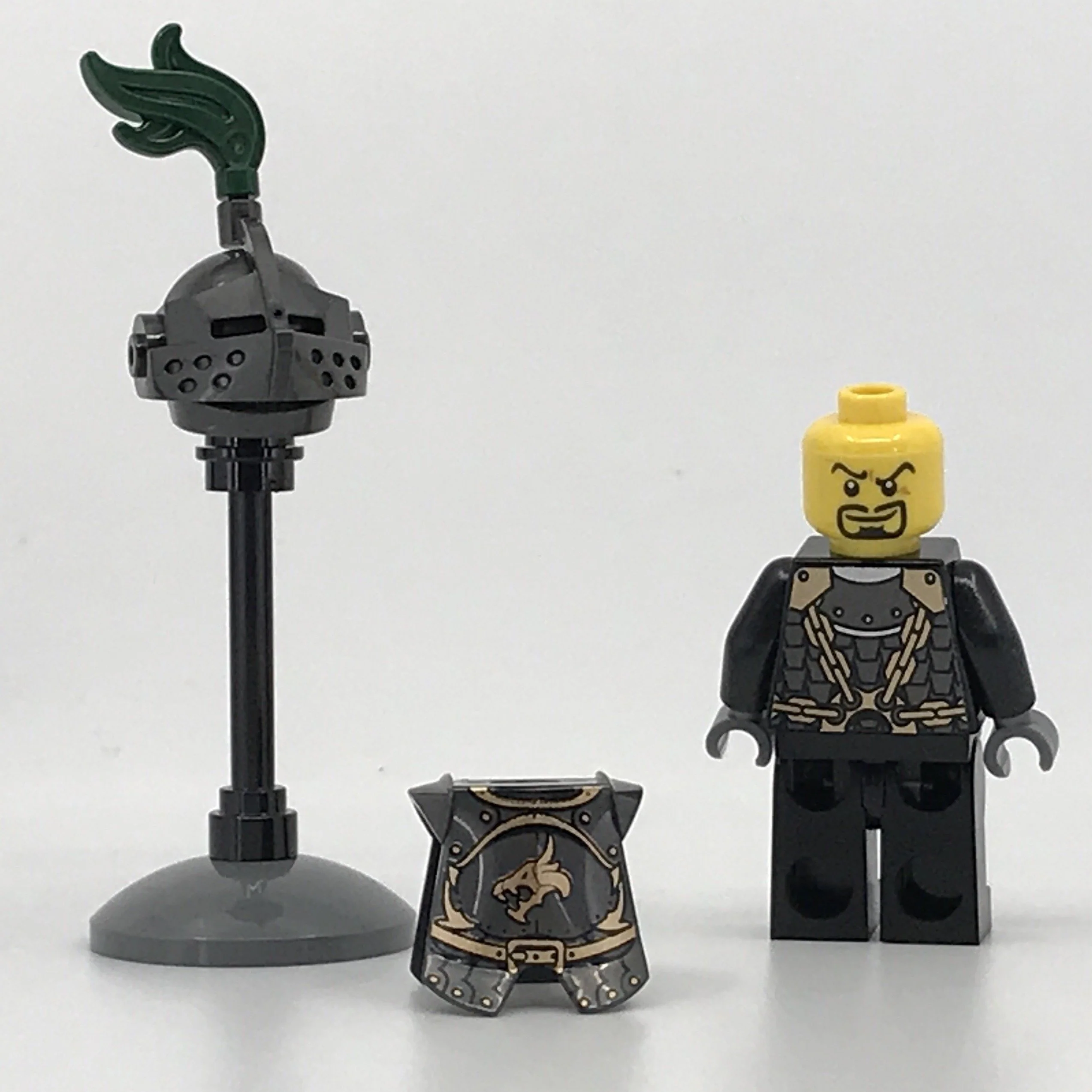 Kingdoms - Dragon Knight Armor with Chain, Helmet with Visor, Beard - Image 5