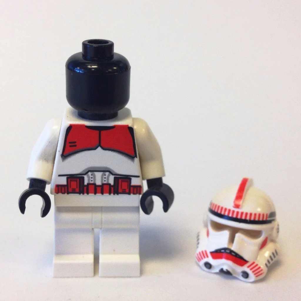 Clone Trooper Ep.3, Red Markings, White Hips 'Shock Trooper' (7671) - Image 2