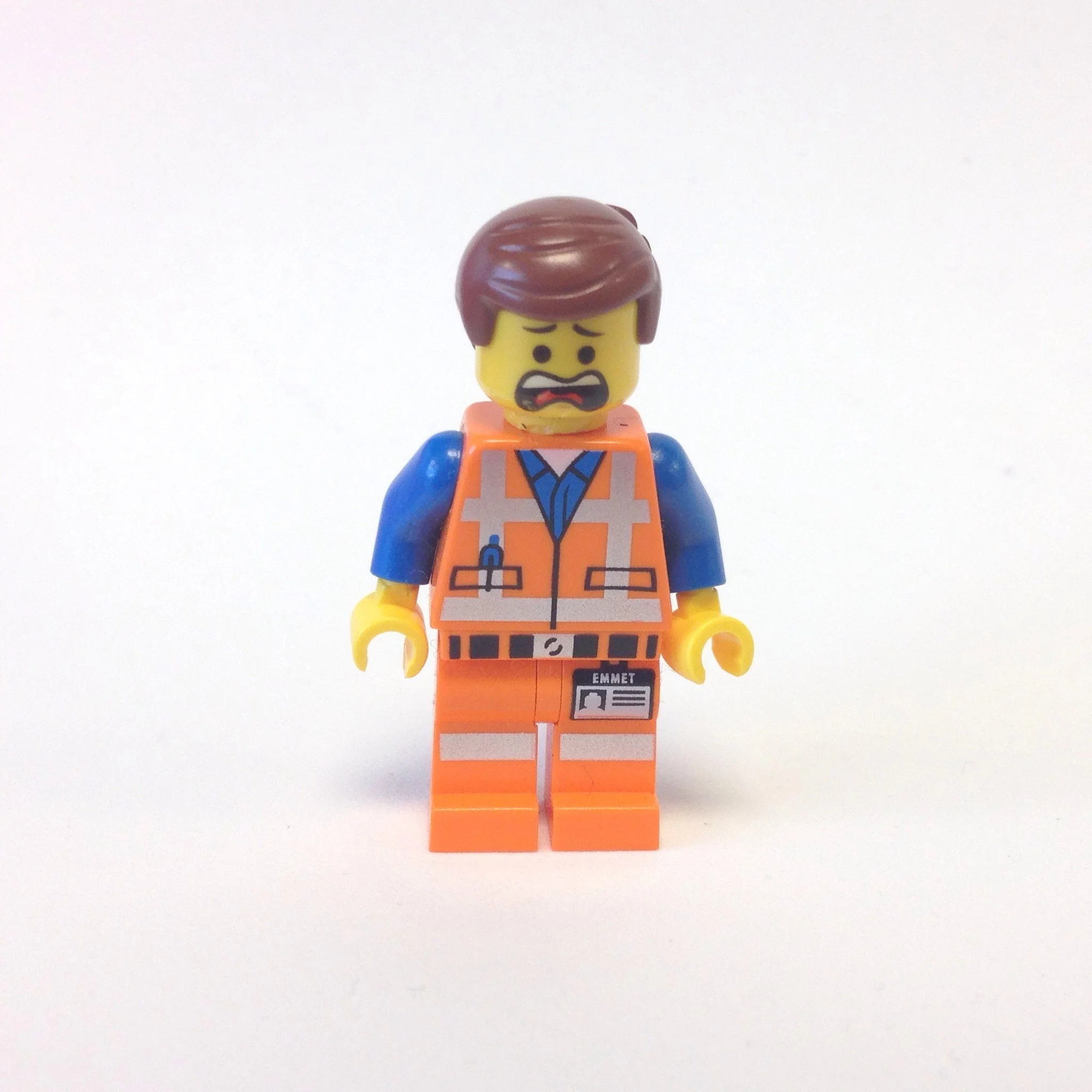 Emmet - Lopsided Closed Mouth Smile, Without Piece of Resistance - Image 4