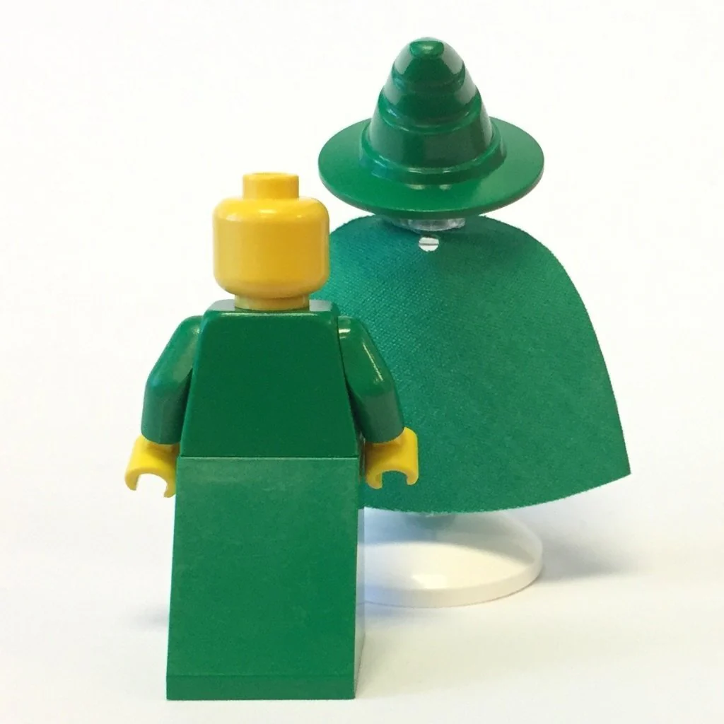 Professor McGonagall, Green Robe and Cape - Image 4