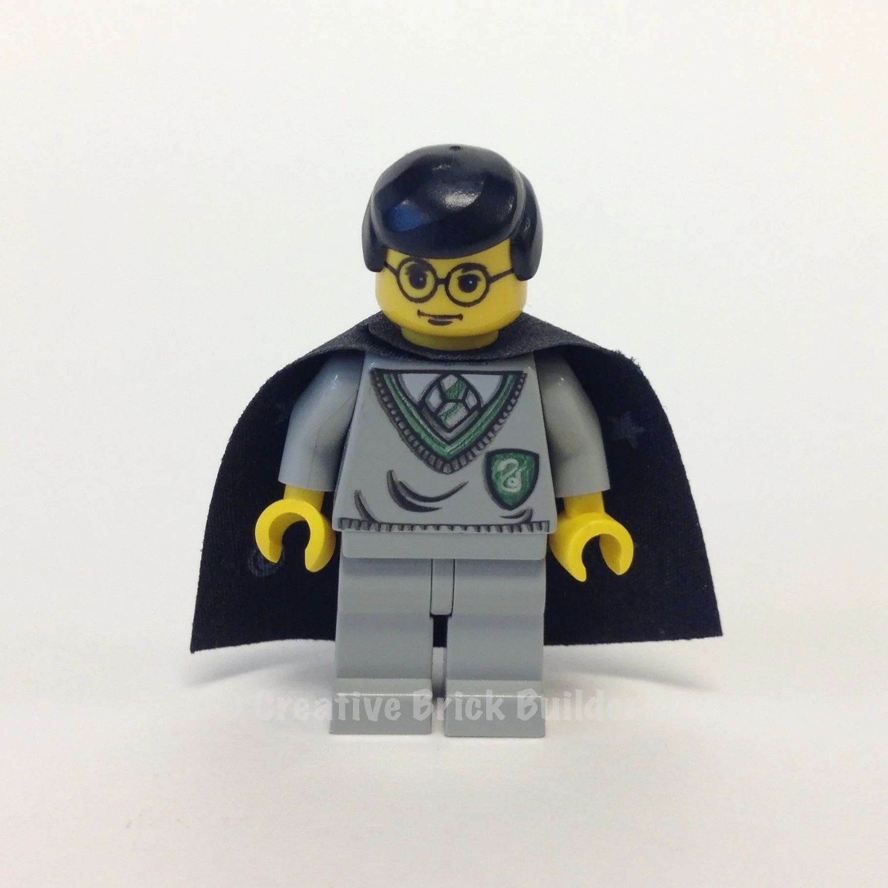 Harry/Goyle, Slytherin Torso, Light Gray Legs, Black Cape with Stars - Image 2
