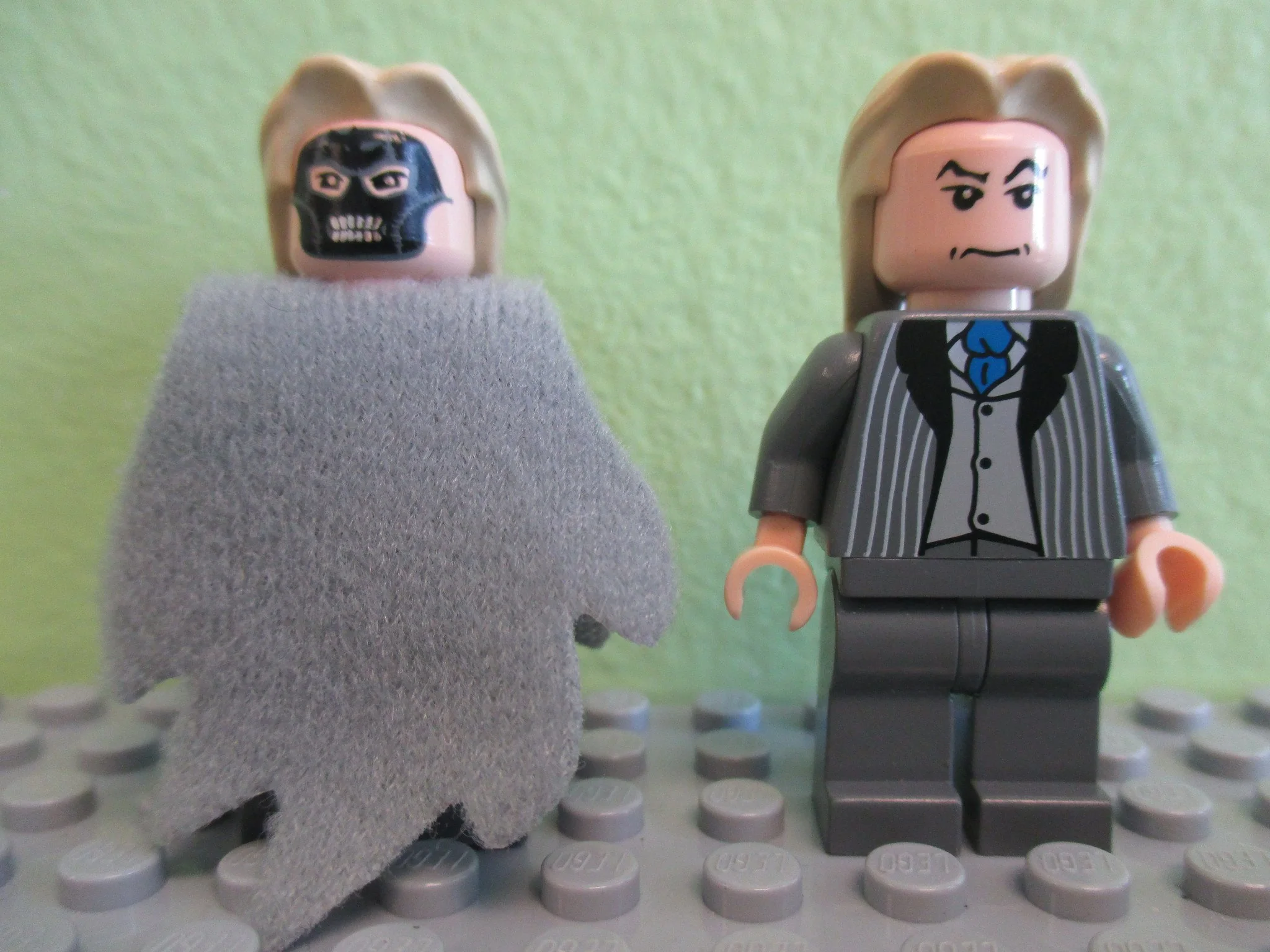 Death Eater, Light Bluish Gray Dementor Style Cape