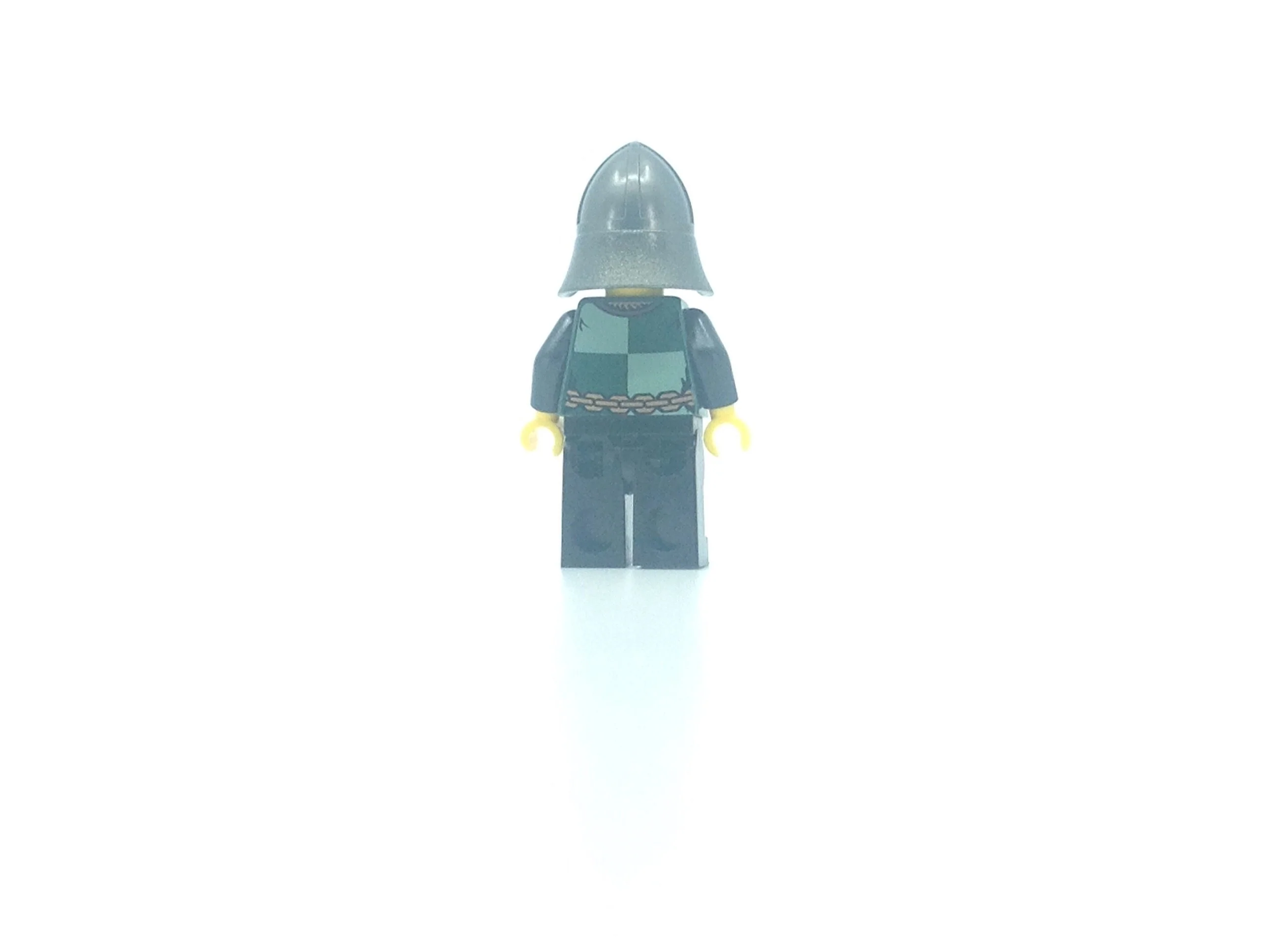 Kingdoms - Dragon Knight Quarters, Helmet with Neck Protector, Moustache and Stubble - Image 4