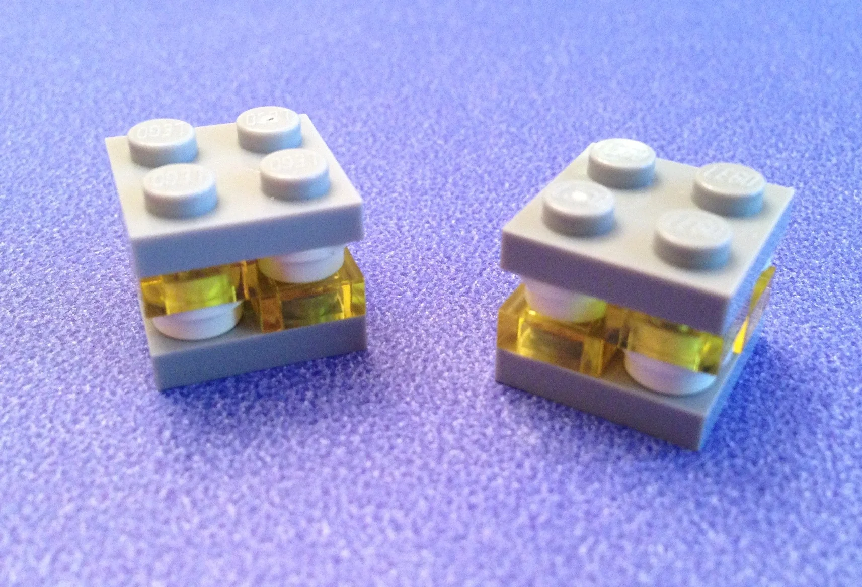 Minecraft: Glowstone (Set of 2)