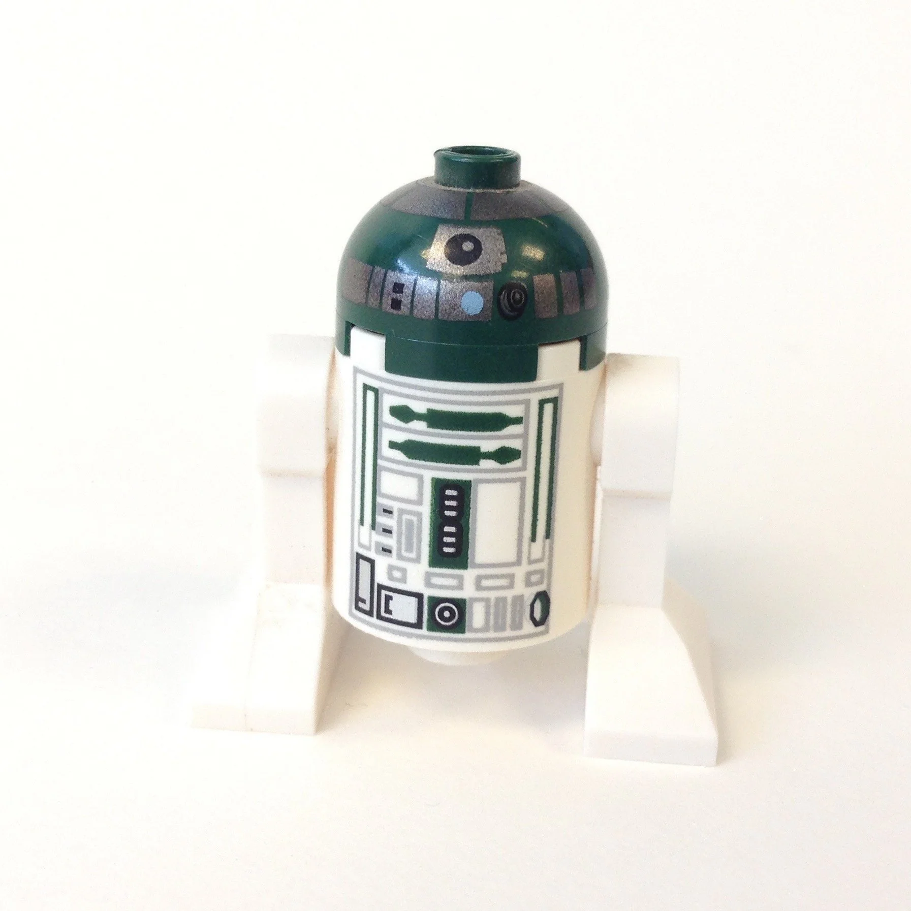 R4-P44 Astromech Droid