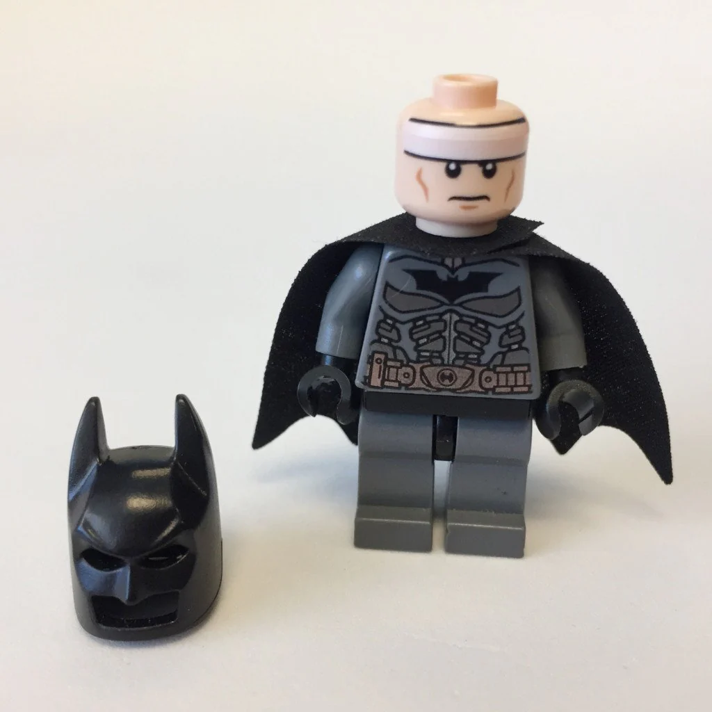 Batman - Dark Bluish Gray Suit with Copper Belt - Image 2