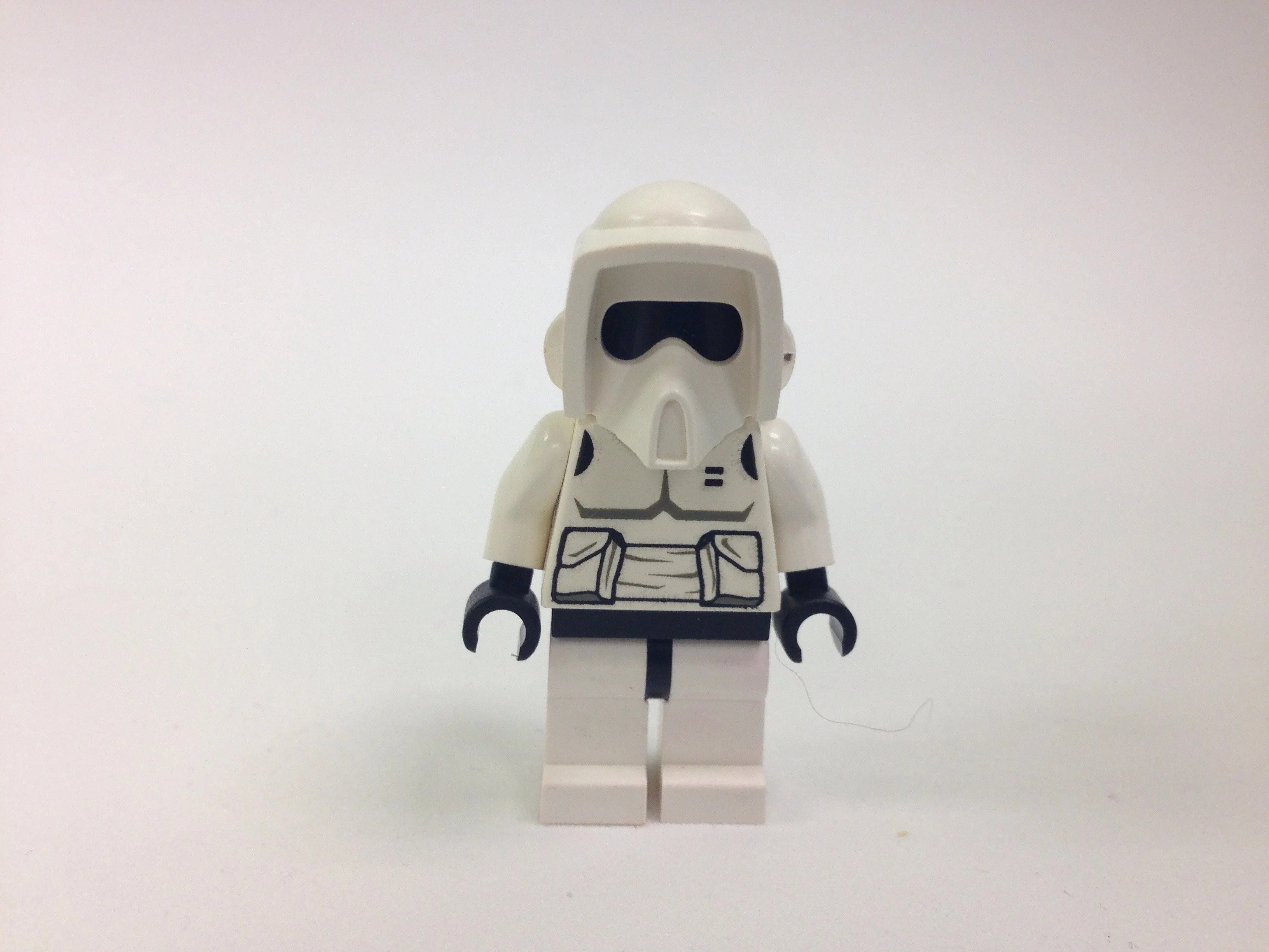 Scout Trooper (Black Head, Dark Bluish Gray Torso Pattern)