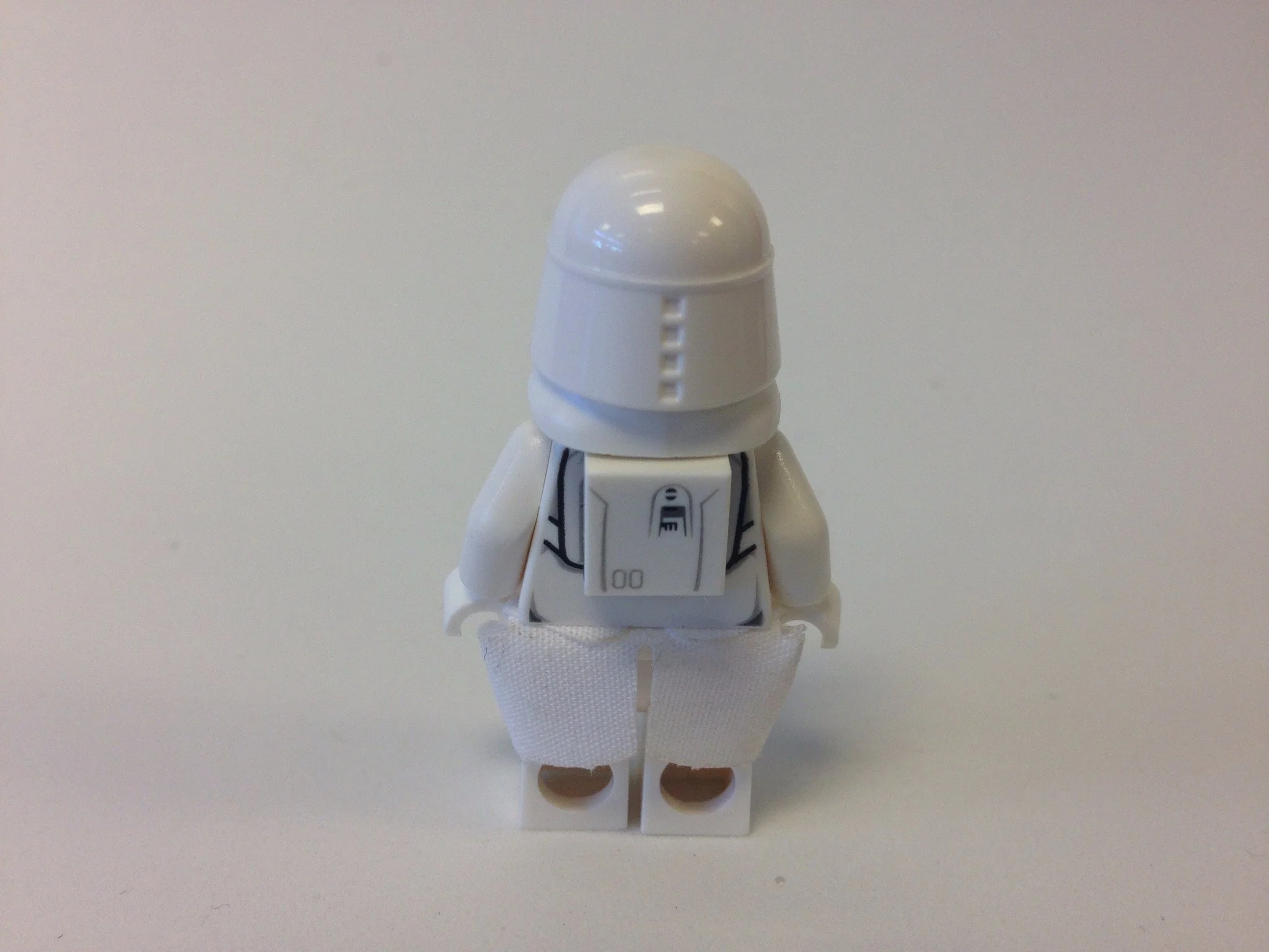 Snowtrooper Commander - Image 2