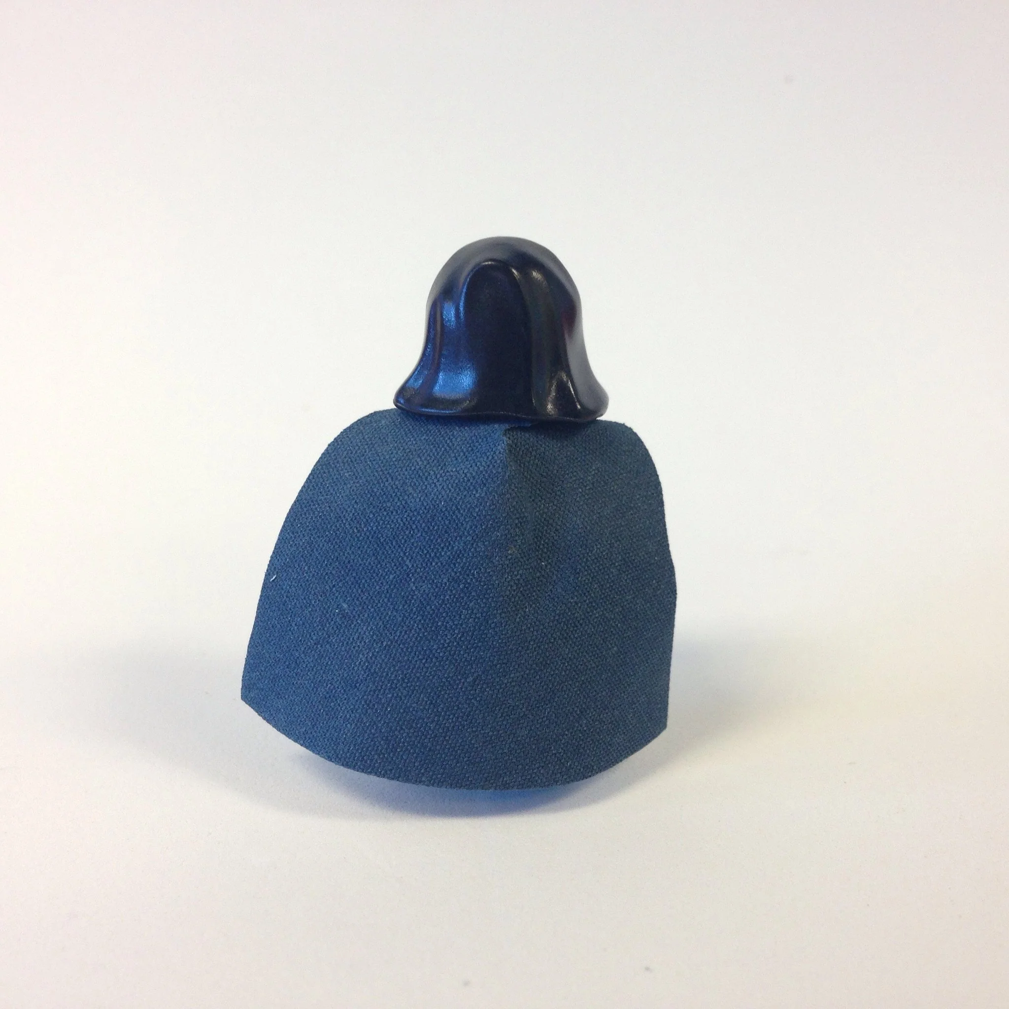 Emperor Palpatine - Light Bluish Gray Head, Black Hands - Image 2